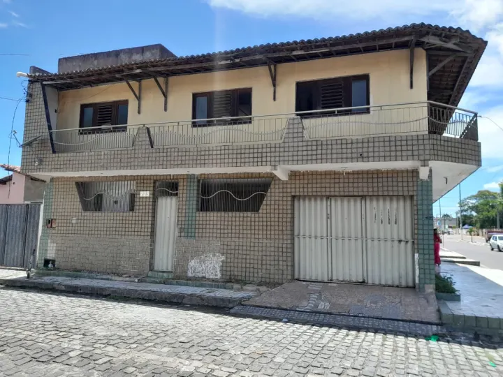 Casa com 6 quartos em Rosa dos Ventos - Parnamirim - RN