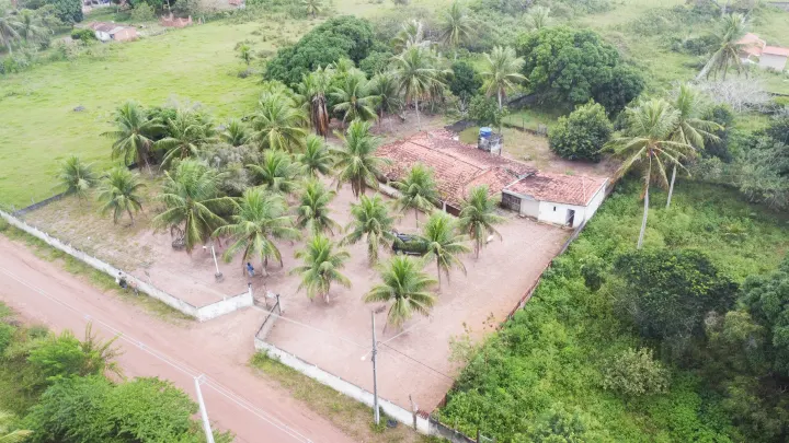 Granja com  7.758m² e 2 casas, na Lagoa do Bonfim - Nísia Floresta -RN