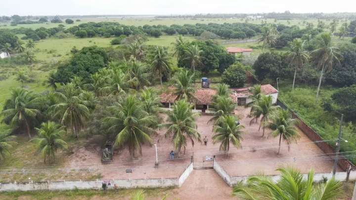 Granja com  7.758m² e 2 casas, na Lagoa do Bonfim - Nísia Floresta -RN