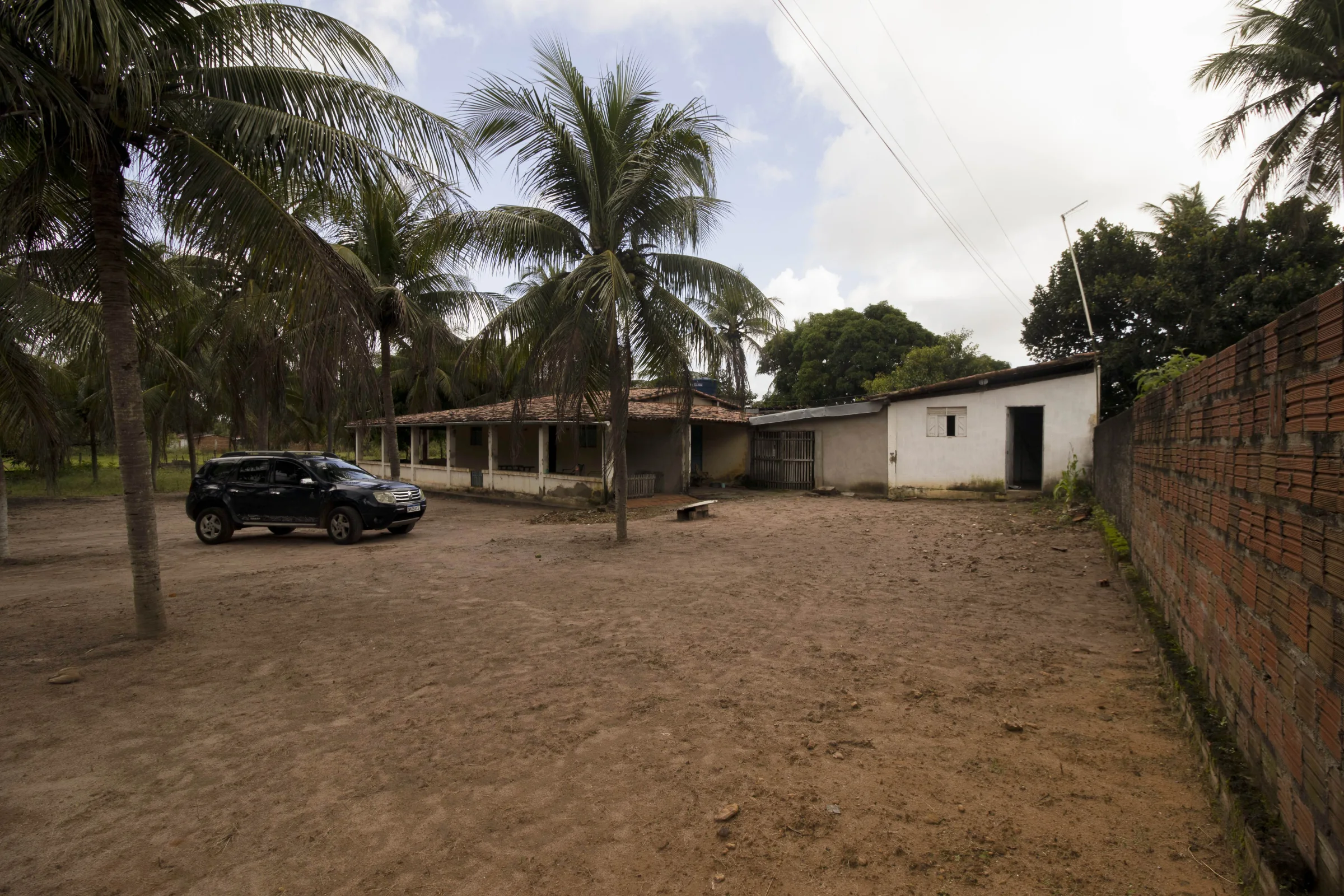 Granja com  7.758m² e 2 casas, na Lagoa do Bonfim - Nísia Floresta -RN
