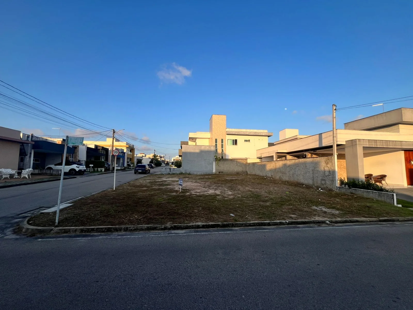 Lote de esquina com 240m² no Cond. Ecoville 1 - Parnamirim/RN (Aceita Oferta) - foto 3