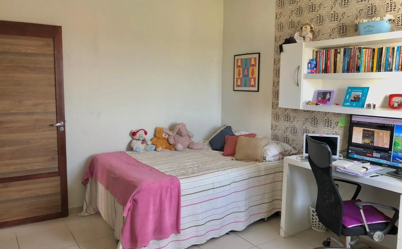 Casa Duplex  com 4 Suítes no Pajuçara - Natal - RN