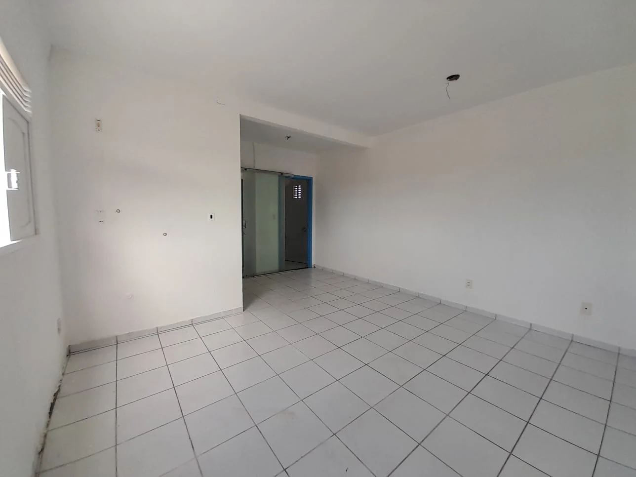 Prédio com 8 Salas e 1 Loja no Centro de Parnamirim/RN